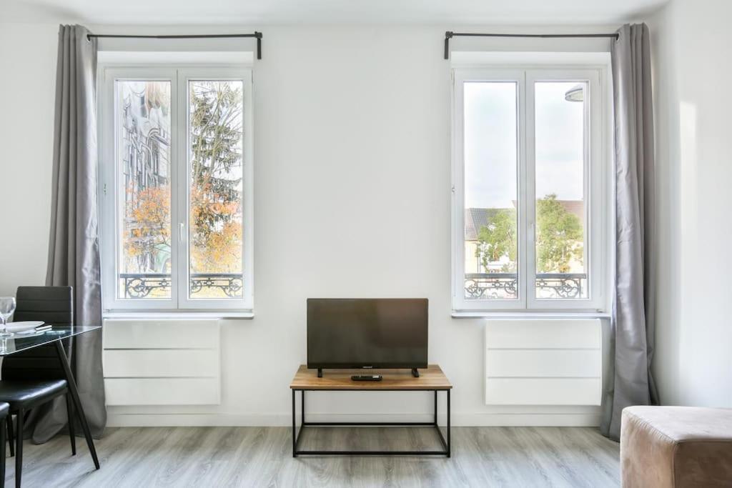 Suite Lumineux Et Moderne, Parking Gratuit, Mulhouse Centre ภายนอก รูปภาพ