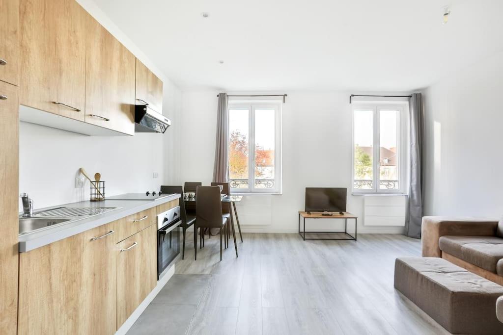 Suite Lumineux Et Moderne, Parking Gratuit, Mulhouse Centre ภายนอก รูปภาพ